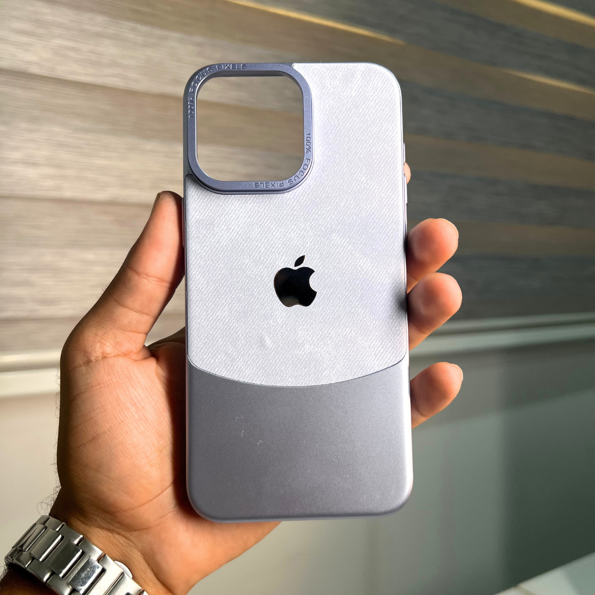 Coque Daim & Velours – Toucher Doux, Anti-choc, Grip Confort